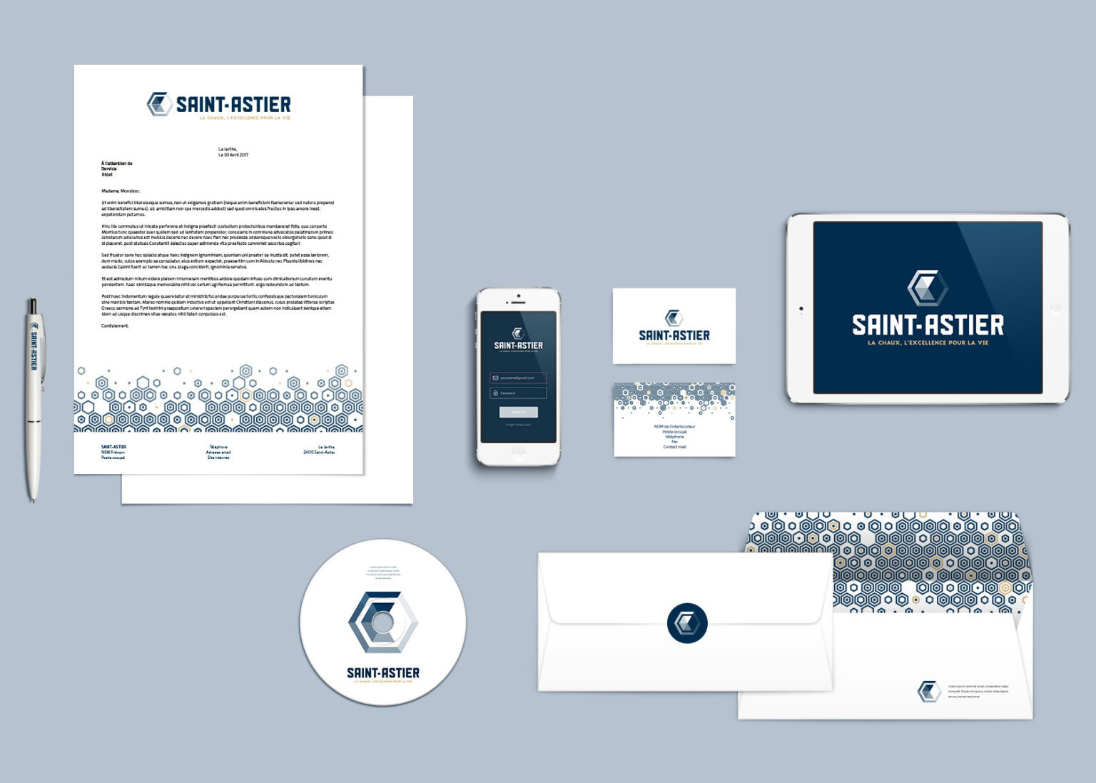 Déclinaison de l'univers de marque SAINT-ASTIER Carte de Visite Enveloppe Application Web et iPad